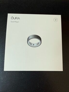 Oura Ring 4 in Stealth size 9 NEW
